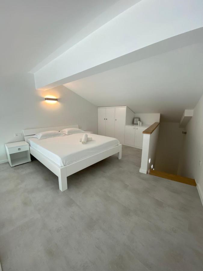 Ferienwohnung Divine Moments Pisak Exterior foto